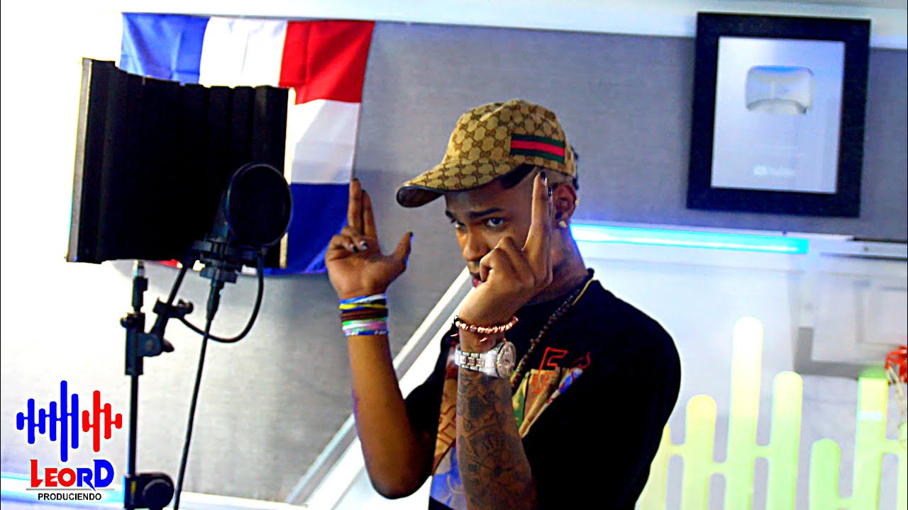 DILON BABY HACIENDO EL DEMBOW OFICIAL DE LOS DOMINICANO 🇩🇴🇩🇴🇩🇴🇩🇴 JUNTO A LEORD PRODUCIENDO 👈