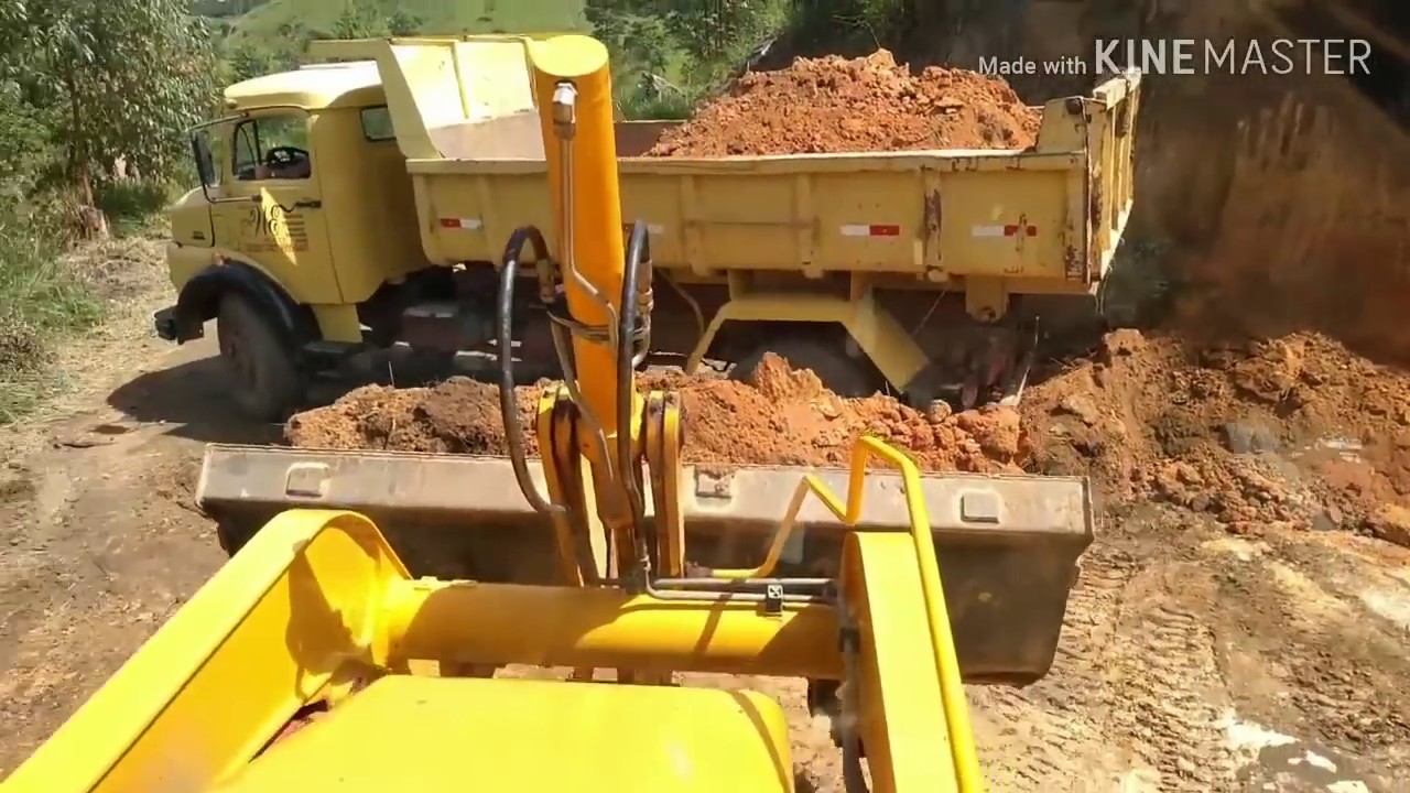 O que uma Retroescavadeira 4X4 pode, e não pode fazer?