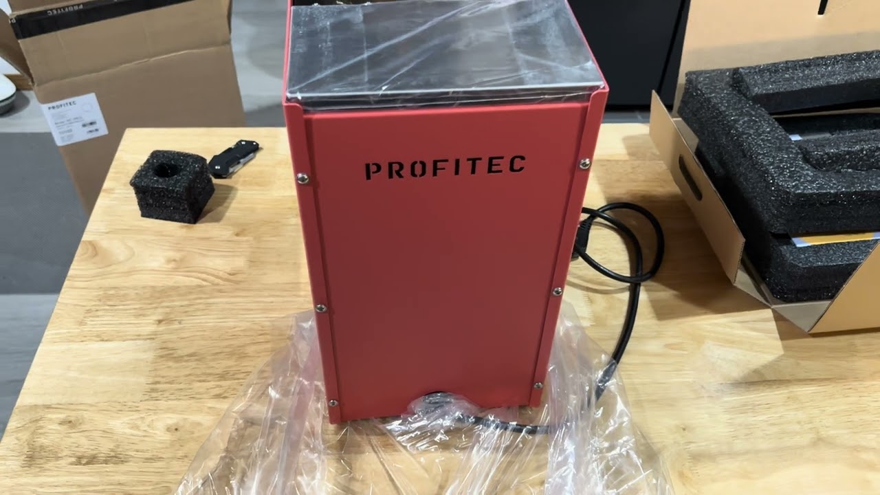 Red Profitec Go unboxing
