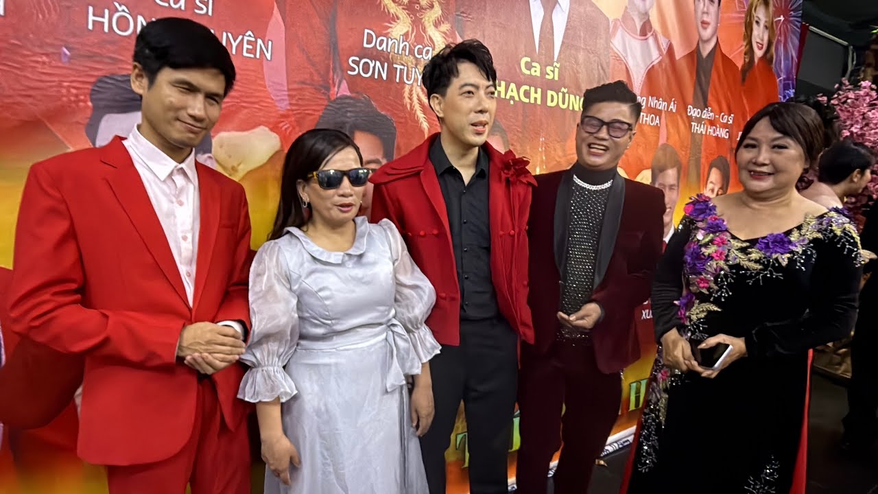Trực Tiếp Xuân Đến Sân Khấu Thái Hoàng Lúc Này - Chuẩn Bị Cho Show Diễn Tối Nay Nè Mọi Người Ơi 