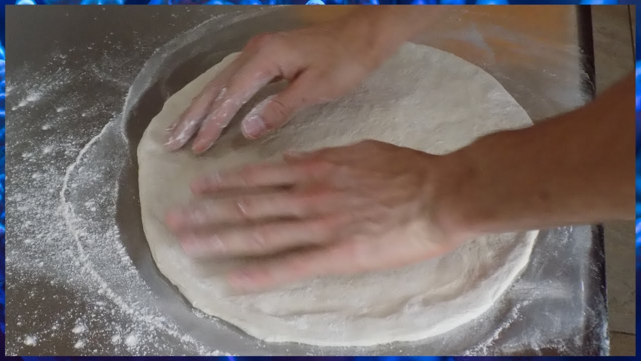 PIZZA a MANO SIN RODILLO Explicado PASO a PASO Fácil y Rápido para PIZZA ITALIANA