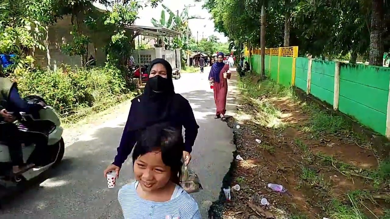 Indahnya Berbagi Di Momen 5 Rajab Di Sekumpul....🤲👊