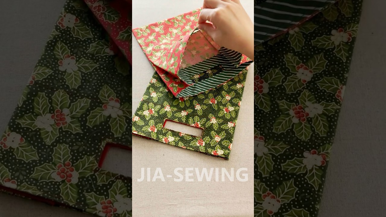Gift Bag 🛍🎄🍒✨ | DIY | Quick Sewing Tips No.211