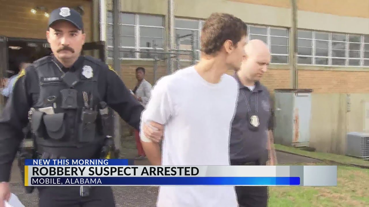 Man arrested for robbery at Longhorn Steakhouse: Mobile Police