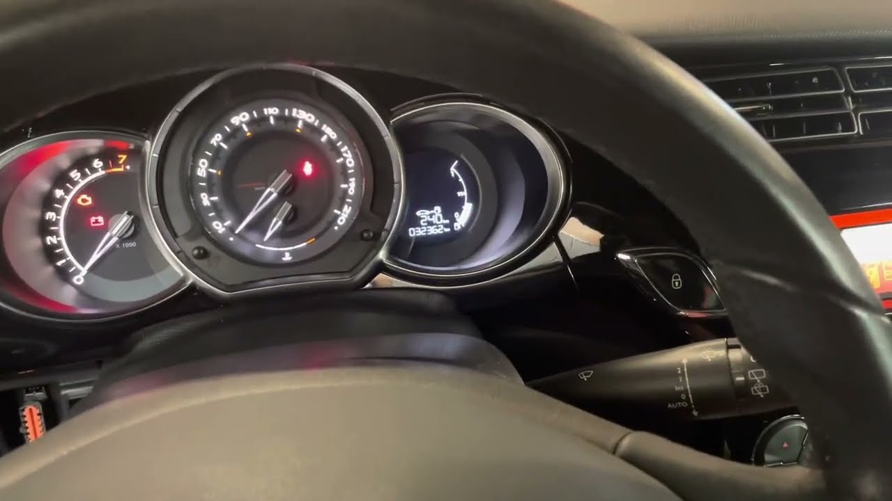 Je réinitialise le voyant de la vidange et la pression de pneus sur  une ds3