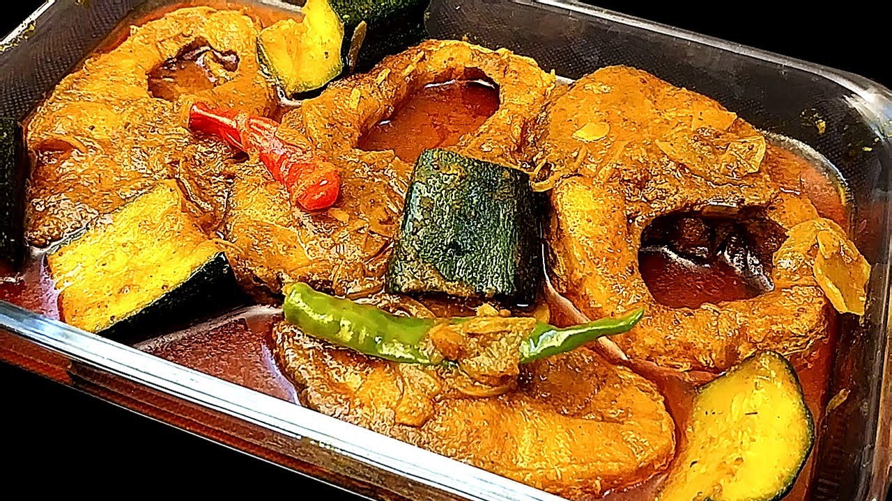 হেব্বি মজার জুকিনি দিয়ে রুই মাছ রান্না ! Zucchini Rui Mach Ranna Recipe