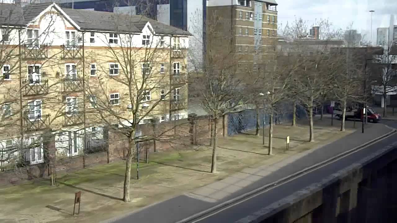 DLR - Westferry to Poplar