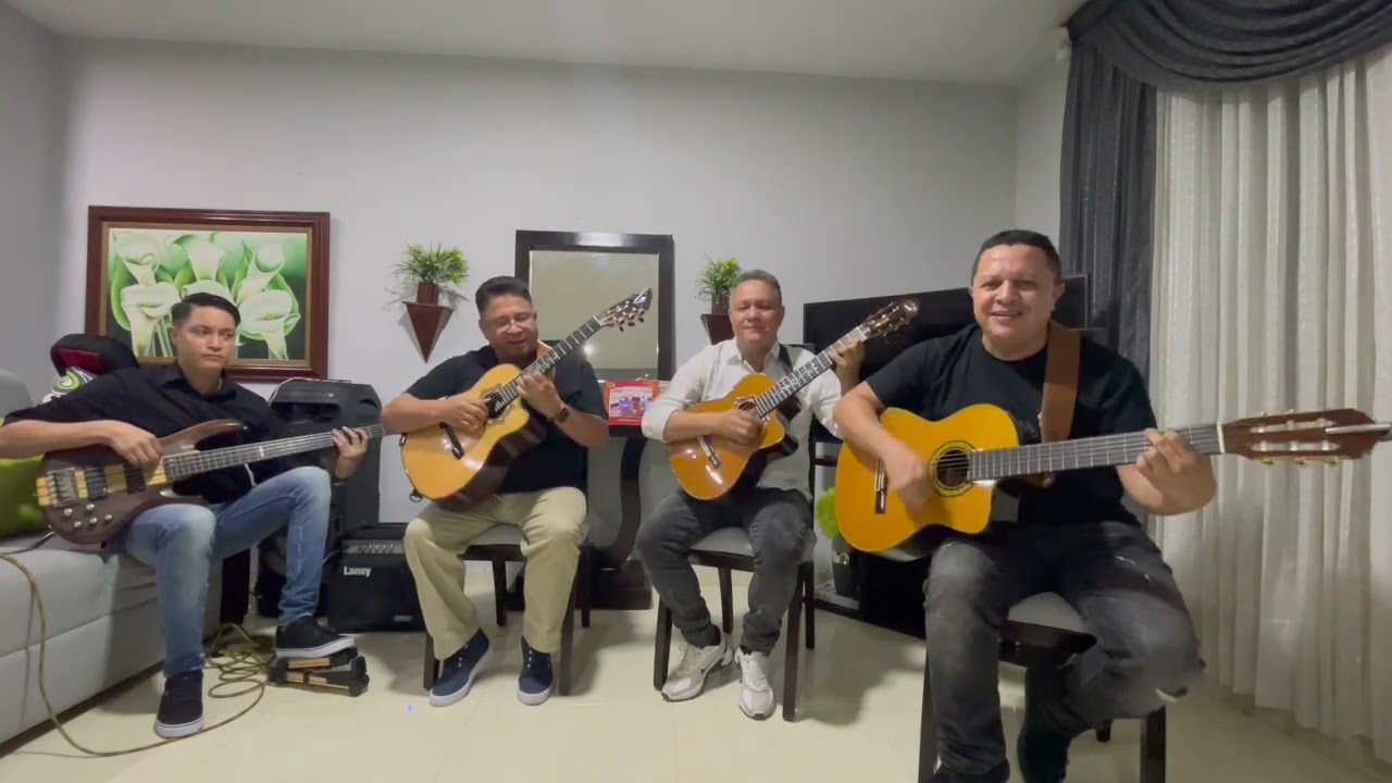 El Triunfo de Los Animales - Trio Hermanos Devia