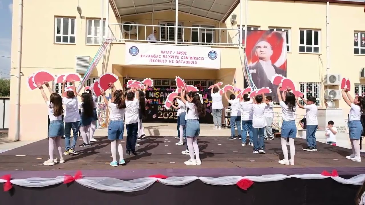 4/B SINIFI GÖSTERİSİ KARAAĞAÇ HAYRİYE CAN KİREÇÇİ İLKOKULU 23 NİSAN 2025 ARSUZ/HATAY