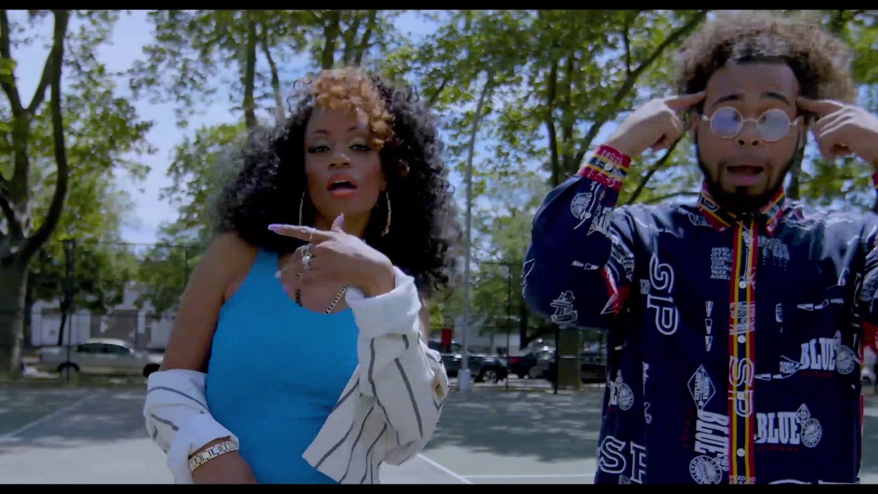 Old Thing Back  -  Chris Rivers Feat. Lydia Caesar