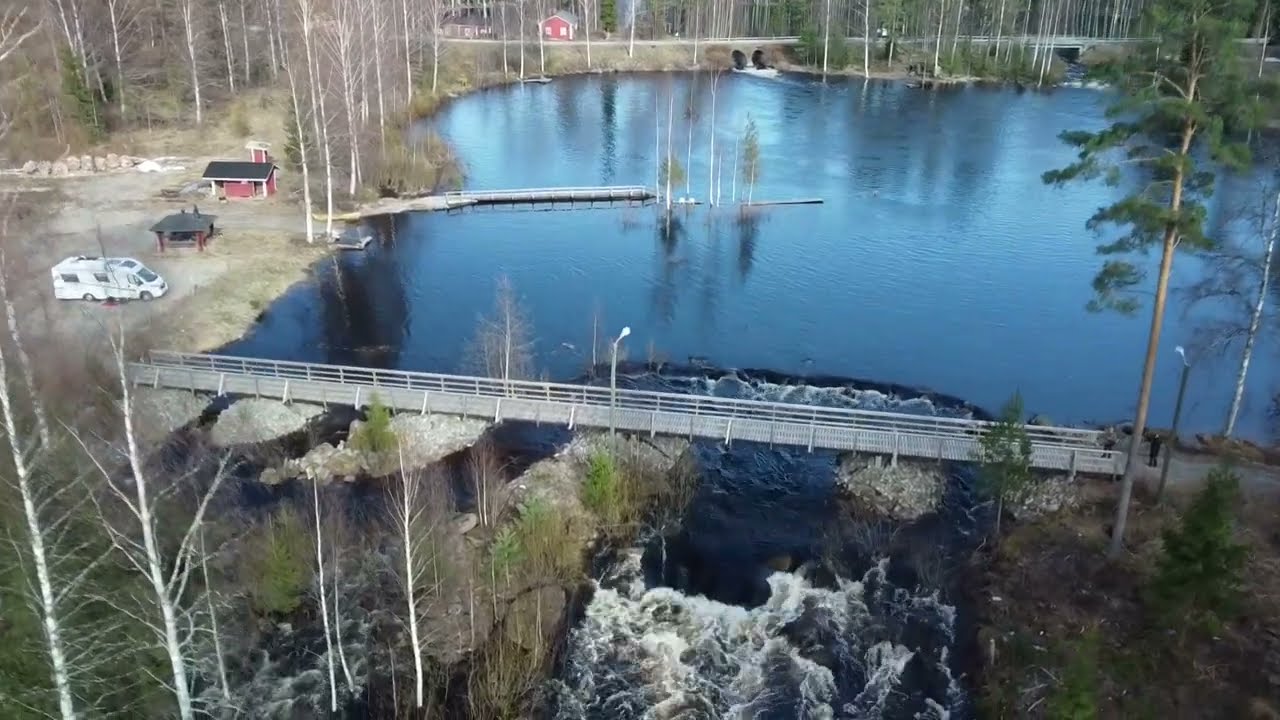 Palokin koskien kuohuja keväällä 2023