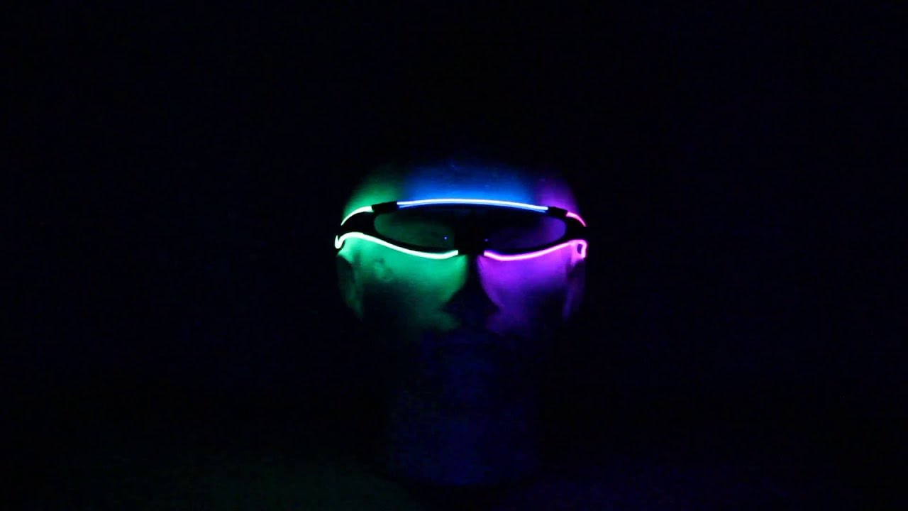 Tron disco glasses - Colored (www.cool-mania.com)