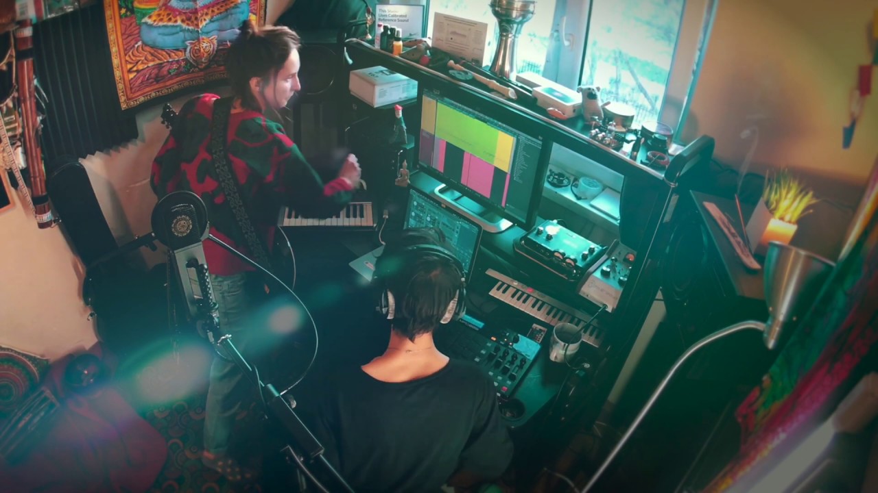 Yarku & ITAYA - Sunline (performance video)