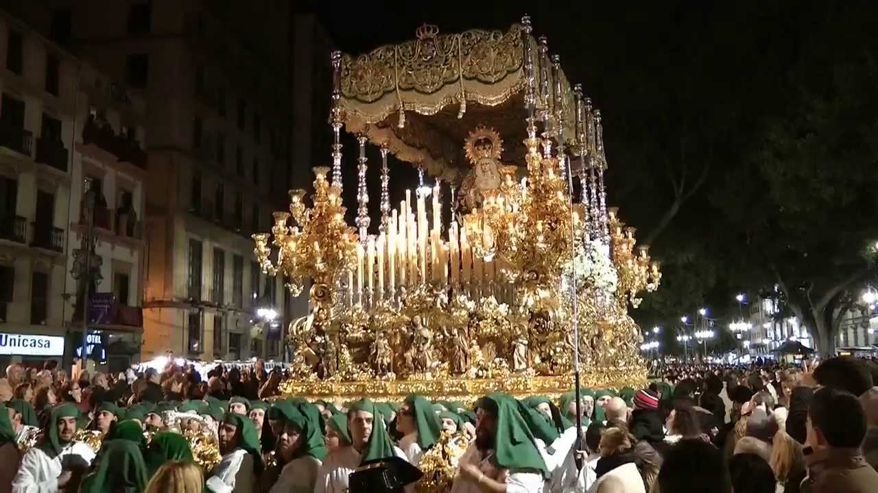 A PIE DE TRONO 2013: ESPERANZA (1ª PARTE) SEMANA SANTA MÁLAGA www.lacamaracofrade.com
