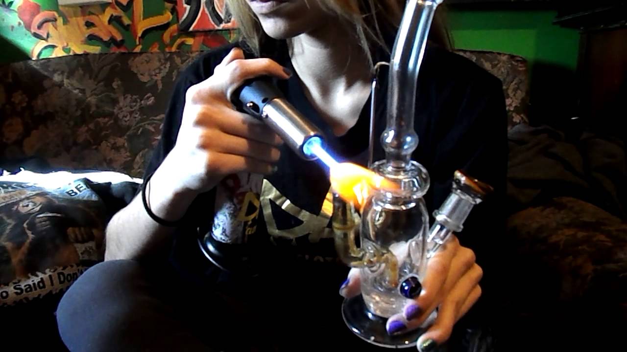 dab of shatter with revere glass