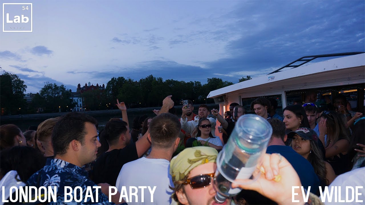 Energetic House Mix at a Boat Party | EV Wilde | London