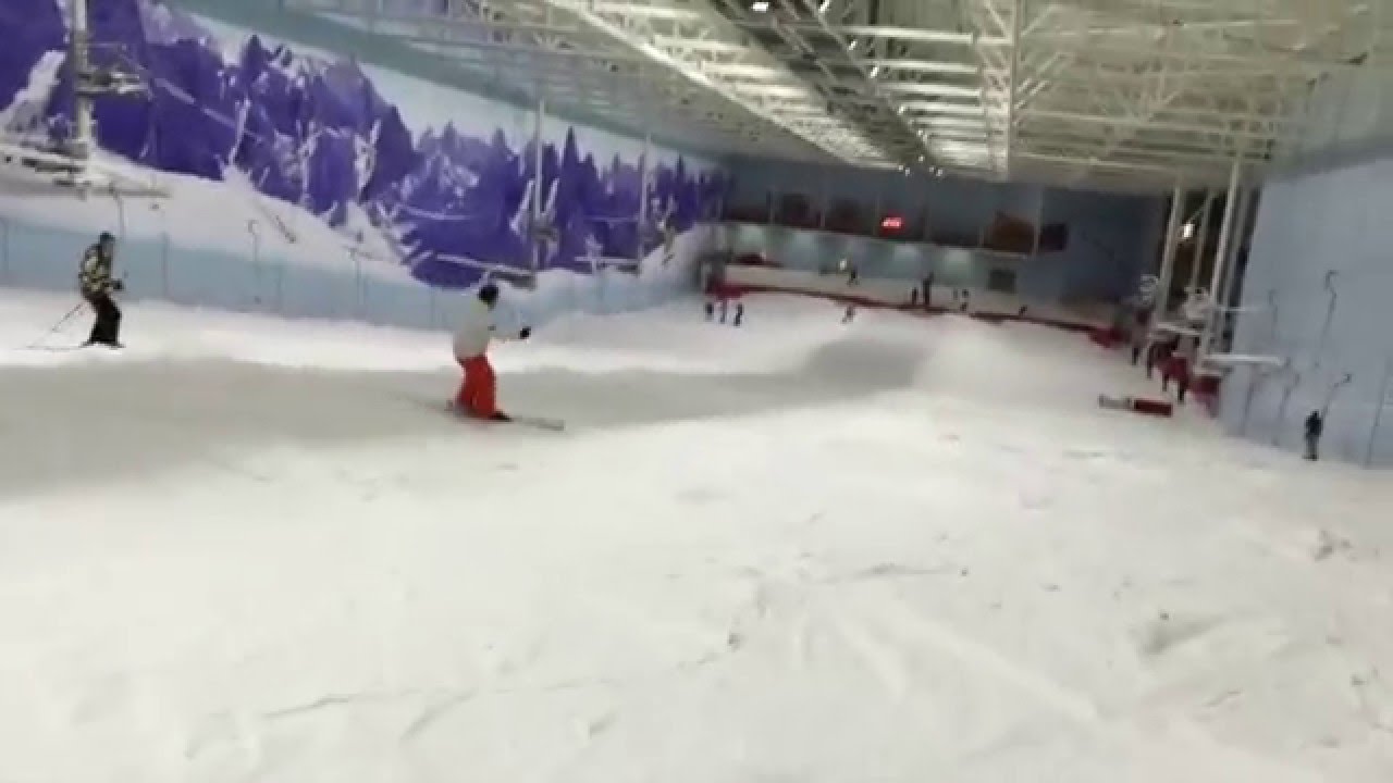 Skiing at Chill Factore Manchester