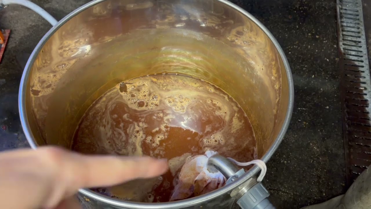 Apple Pressing by Yorkshire Orchards
