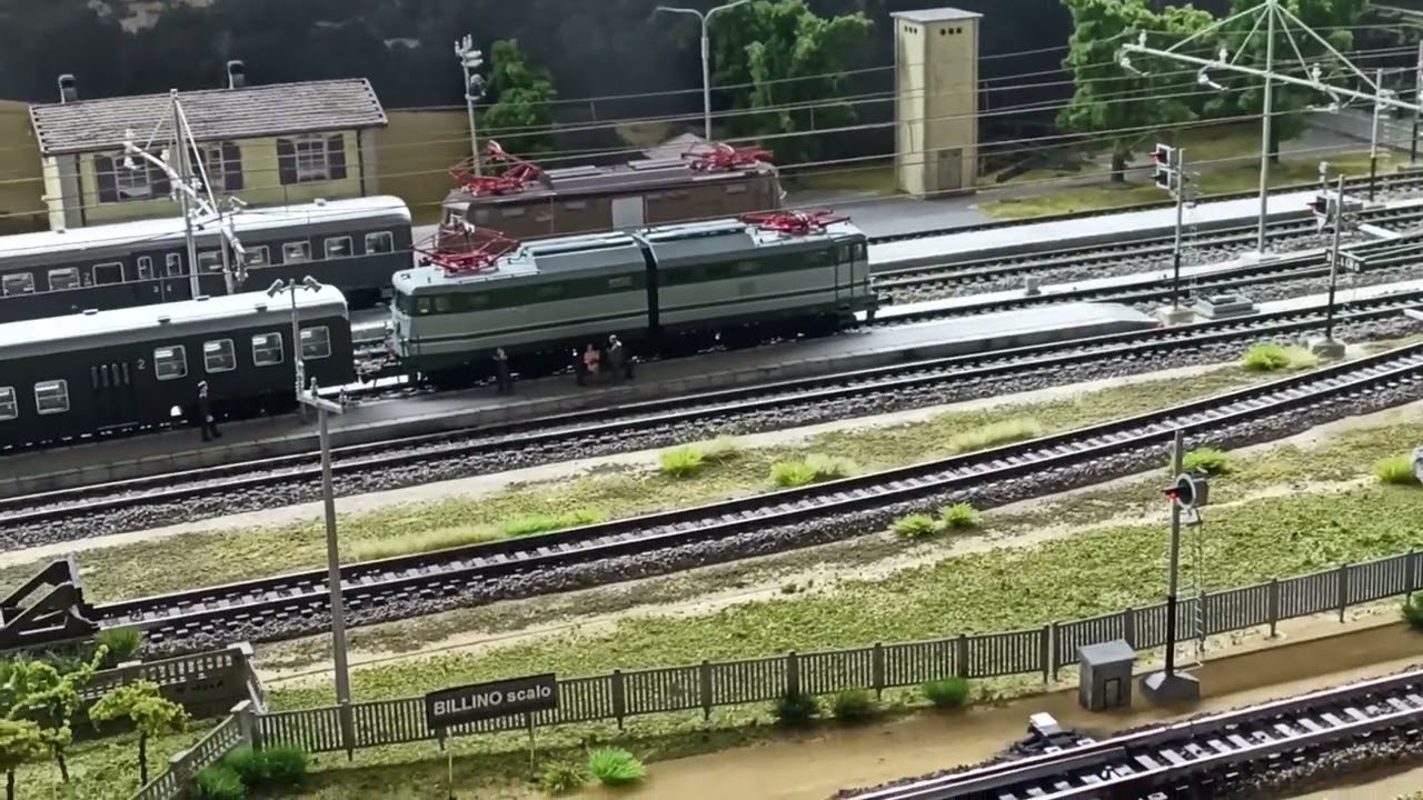 7 treni in 6 minuti...
