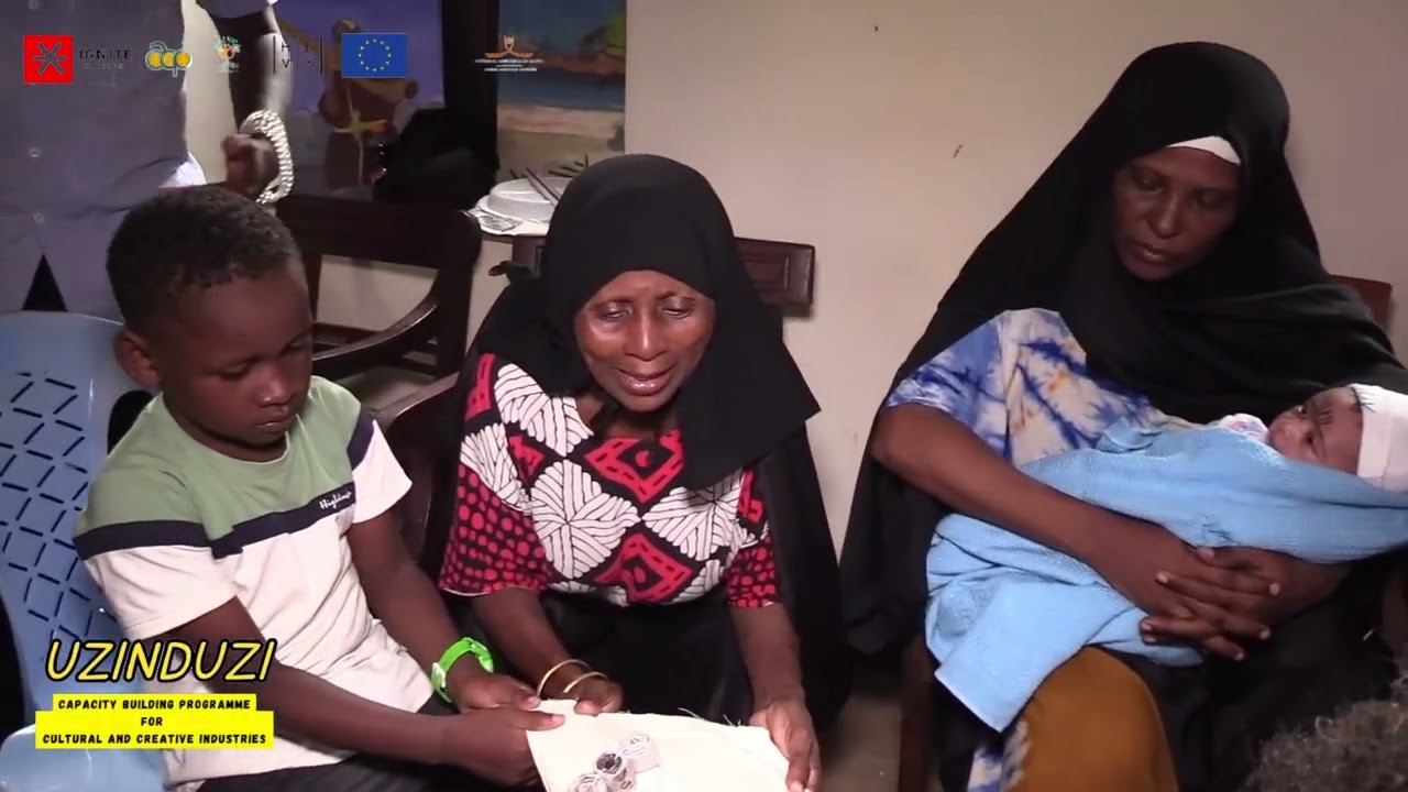 Recycling news paper to Art | UZINDUZI PROJECT | turathi ya lamu