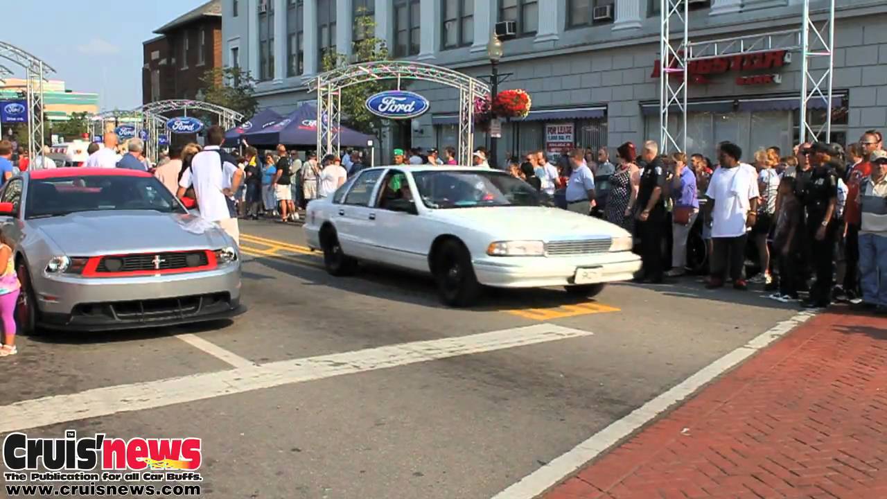 2010 Woodward Dream Cruise: Ferndale Lights and Sirens Parade