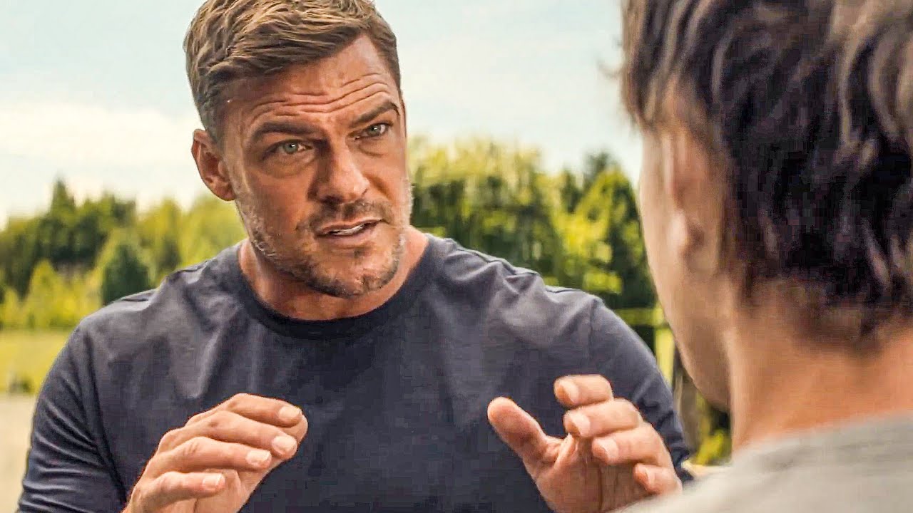 Jack Reacher Teaches His Fighting Skills - Reacher Season 3 Clip (2025)