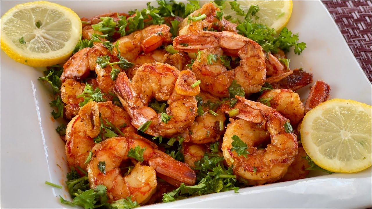 Recette de Crevettes Sautées à L’ail et au Persil, Prêtes en Moins de 15 mn