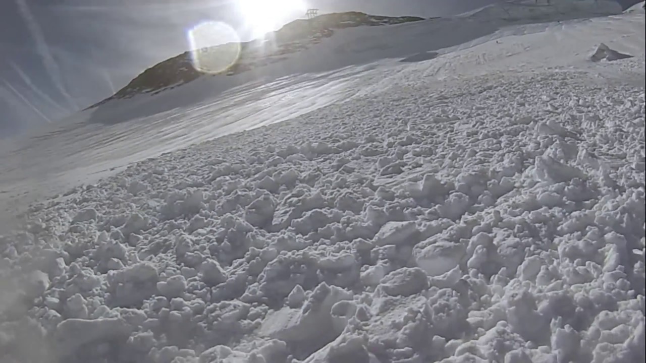 Avalanche! Helmet camera footage of a Grande-Motte avalanche, Alex's view
