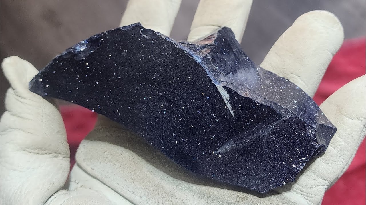 Flintknapping purple goldstone man made glass it breaks 