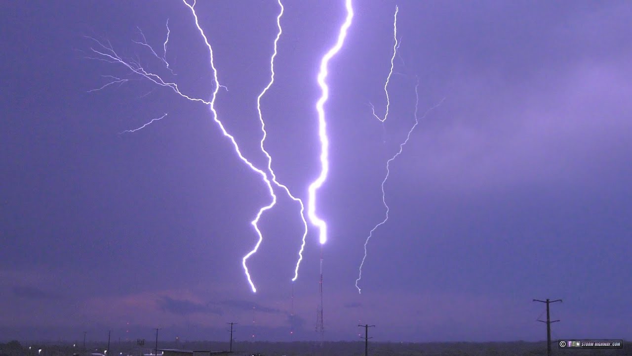 Upward lightning striking St. Louis towers, 60 FPS & 1,500 FPS - May 21, 2022