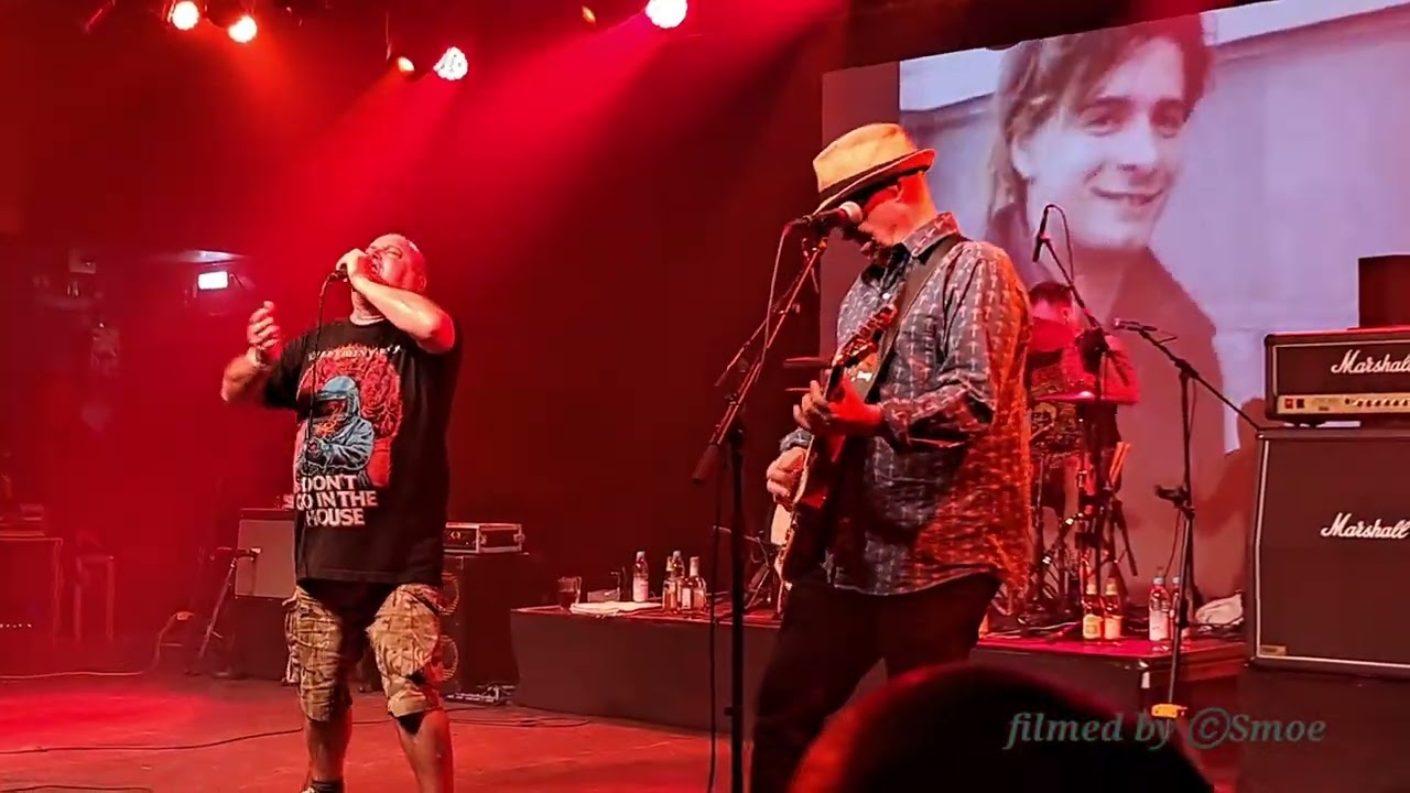 PETER AND THE TEST TUBE BABIES @punk_classics - filmed by Smoe