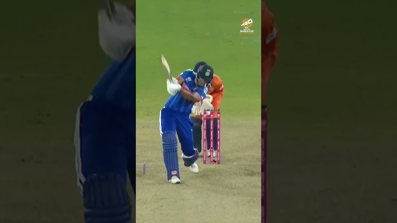 Batters put on a display of raw power to dispatch @BudweiserIndia Smooth Sixes at #T20WorldCup 👏