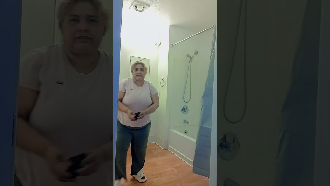 aqui.la.bando.mi.baño.