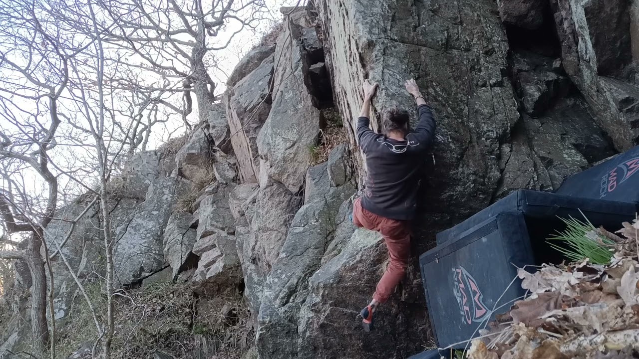 Polestar - Kullaberg boulder