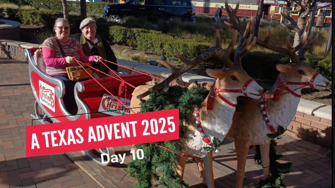VLOGMAS DAY 10: Day Off, Christmas Market & Advent Re-veal