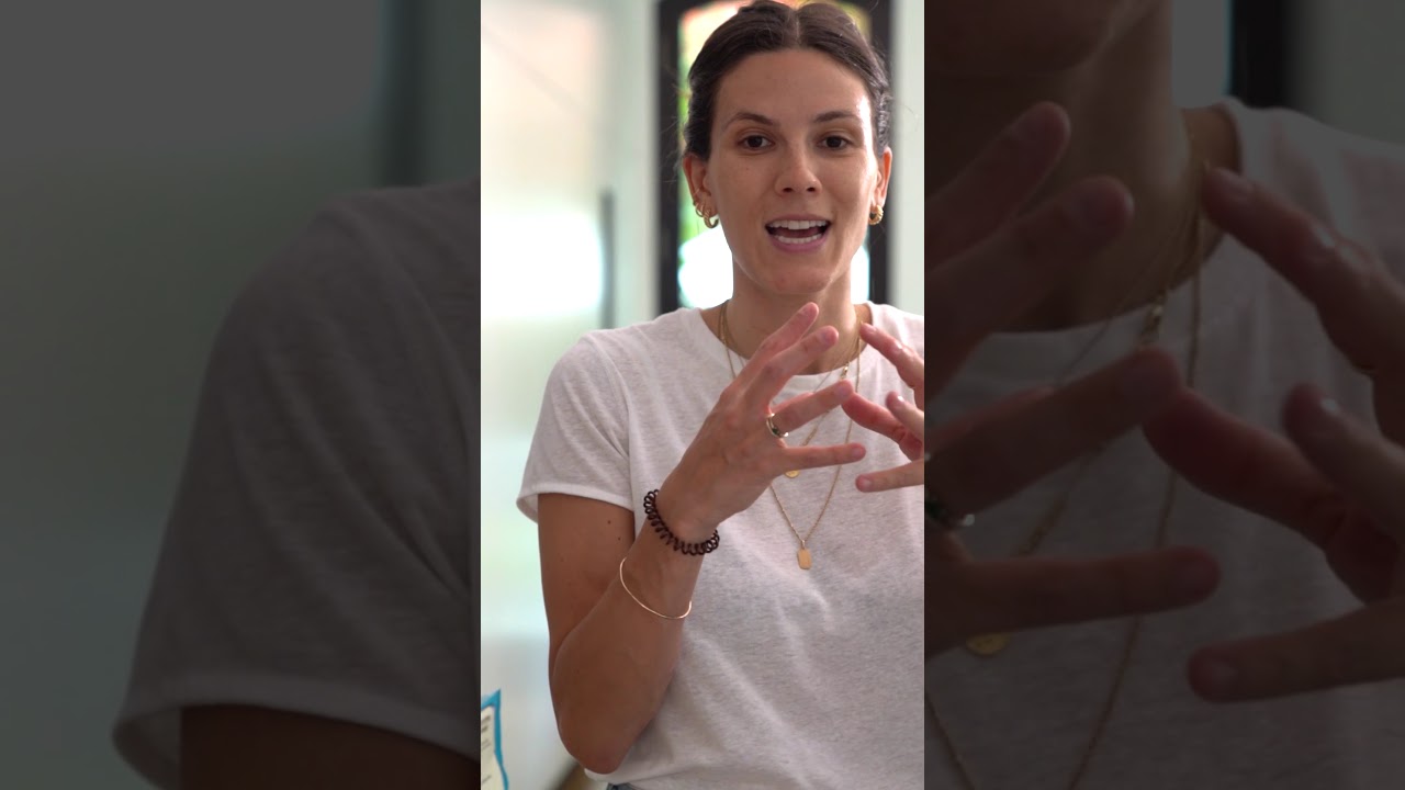 Eden Grinshpan makes pita from her book EATING OUT LOUD