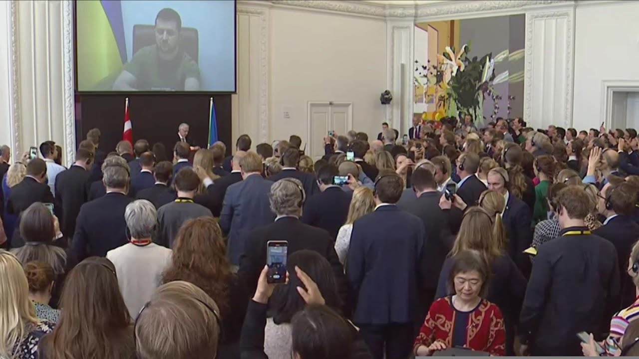 Danish MPs listen to Zelensky's parliament address | AFP