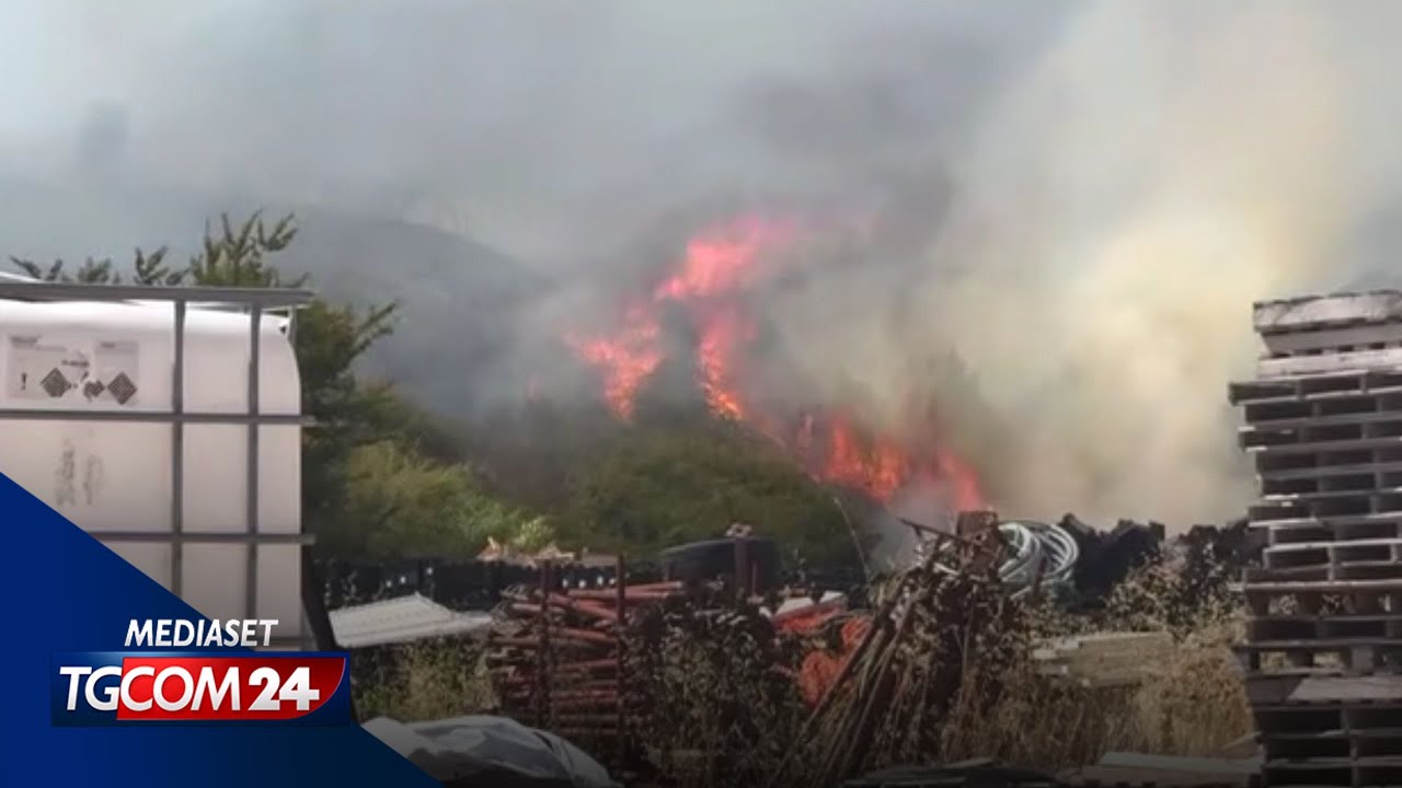Roma brucia, fiamme verso Fiumicino