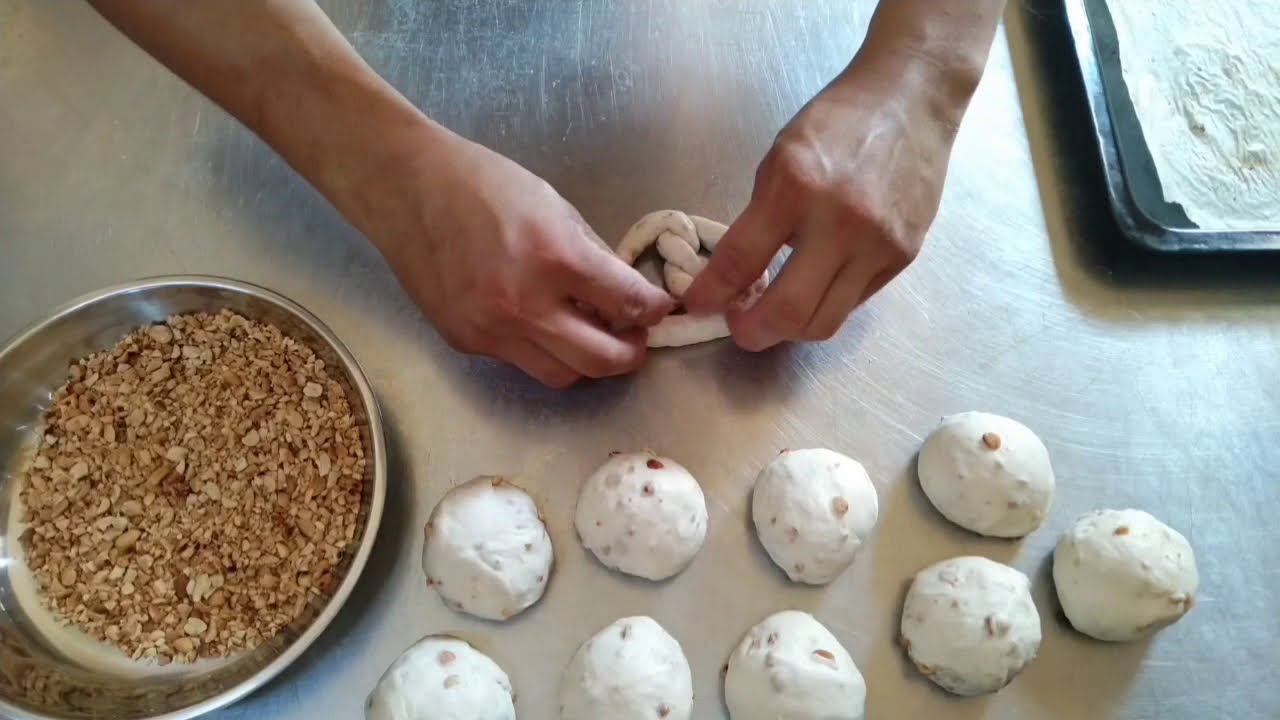 Homemade Crunchy Pretzel (Unpoach)