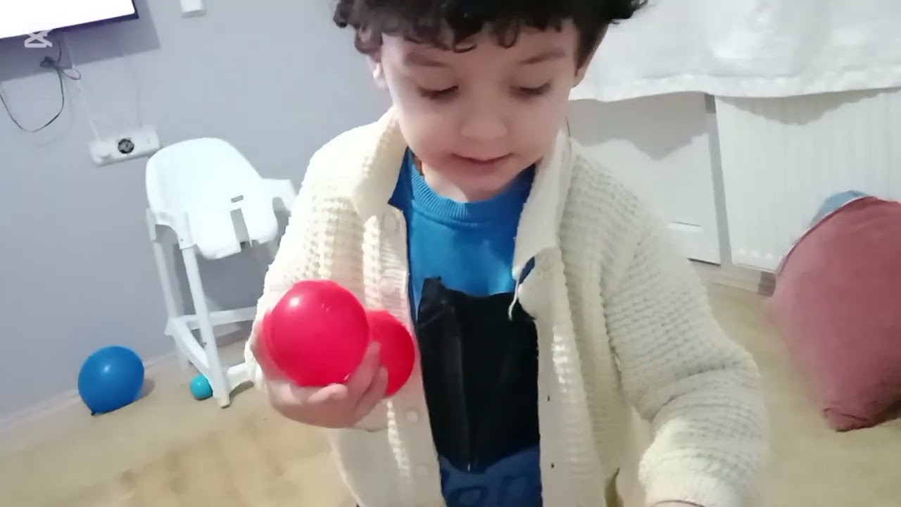 Renkleri öğreniyoruz 👍😆😆