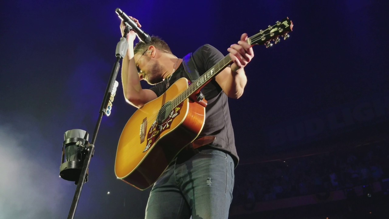 Eric Church - Midnight Rider (Gregg Allman Tribute) 5/27/2017