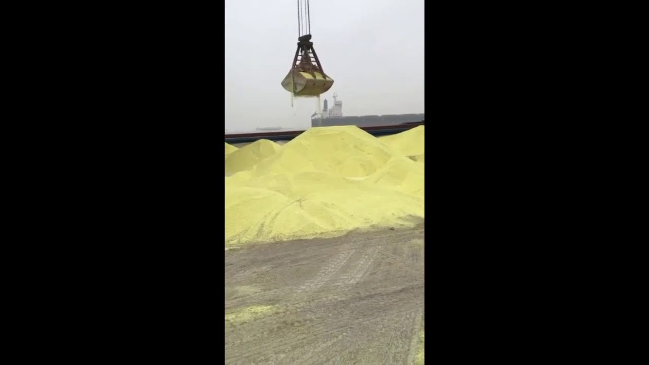 Loading 35000 MT Turkmenistan Granular Sulphur in bulk - Bandar Abbas- Barus Holding Group