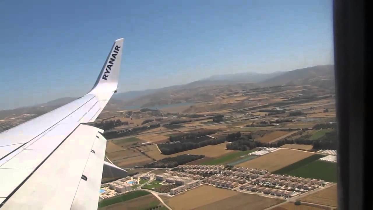 Arriving in Paphos Airport with Ryanair(17/06/12)