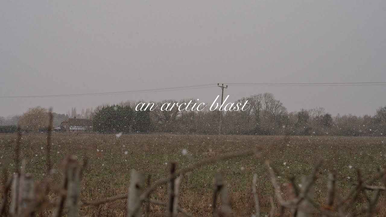 an arctic blast | snow, cheese toasties and a jigsaw puzzle❄️ [silent vlog]