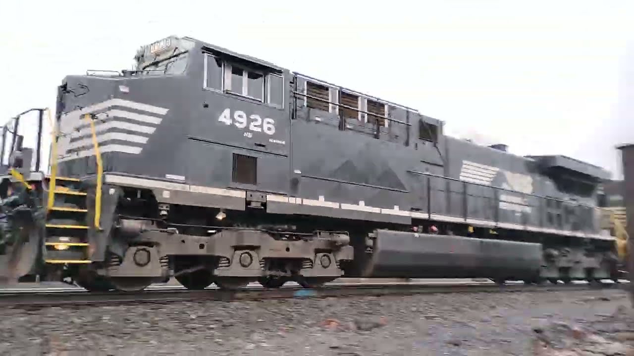 NS intermodel at train crossing