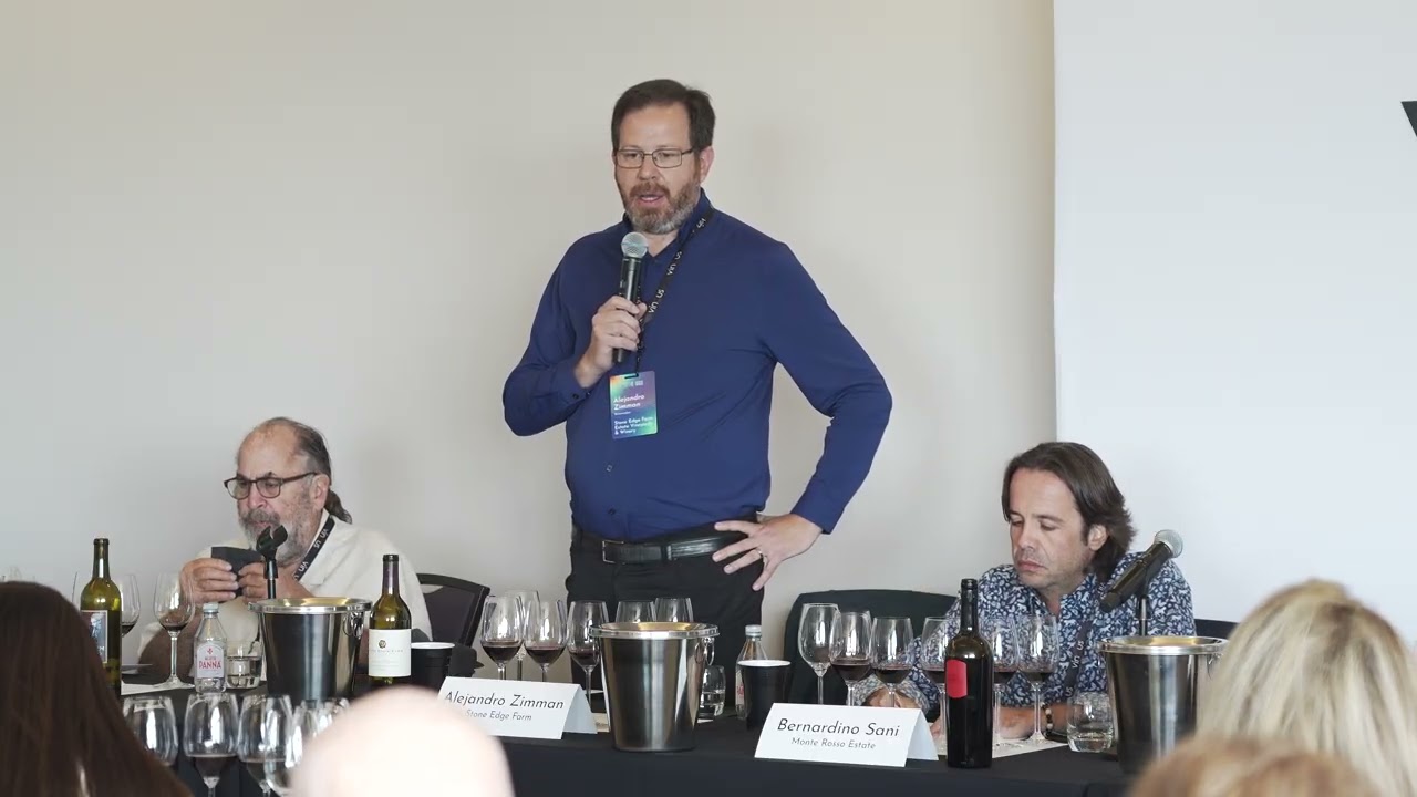 Алехандро Зимман из Stone Edge Farm на Vinous Icons: Miami 2025