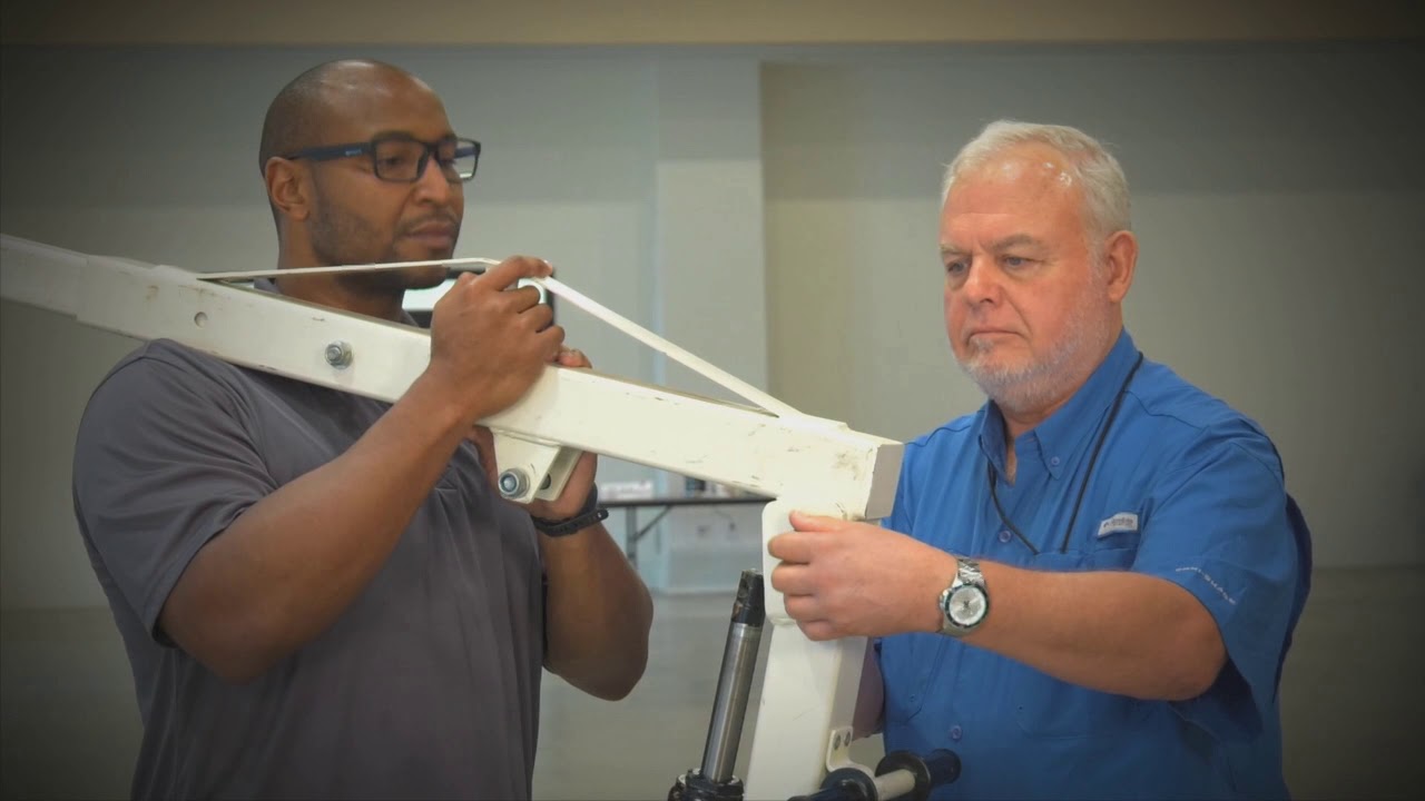 SNS Training Video: Bariatric Lift Assembly