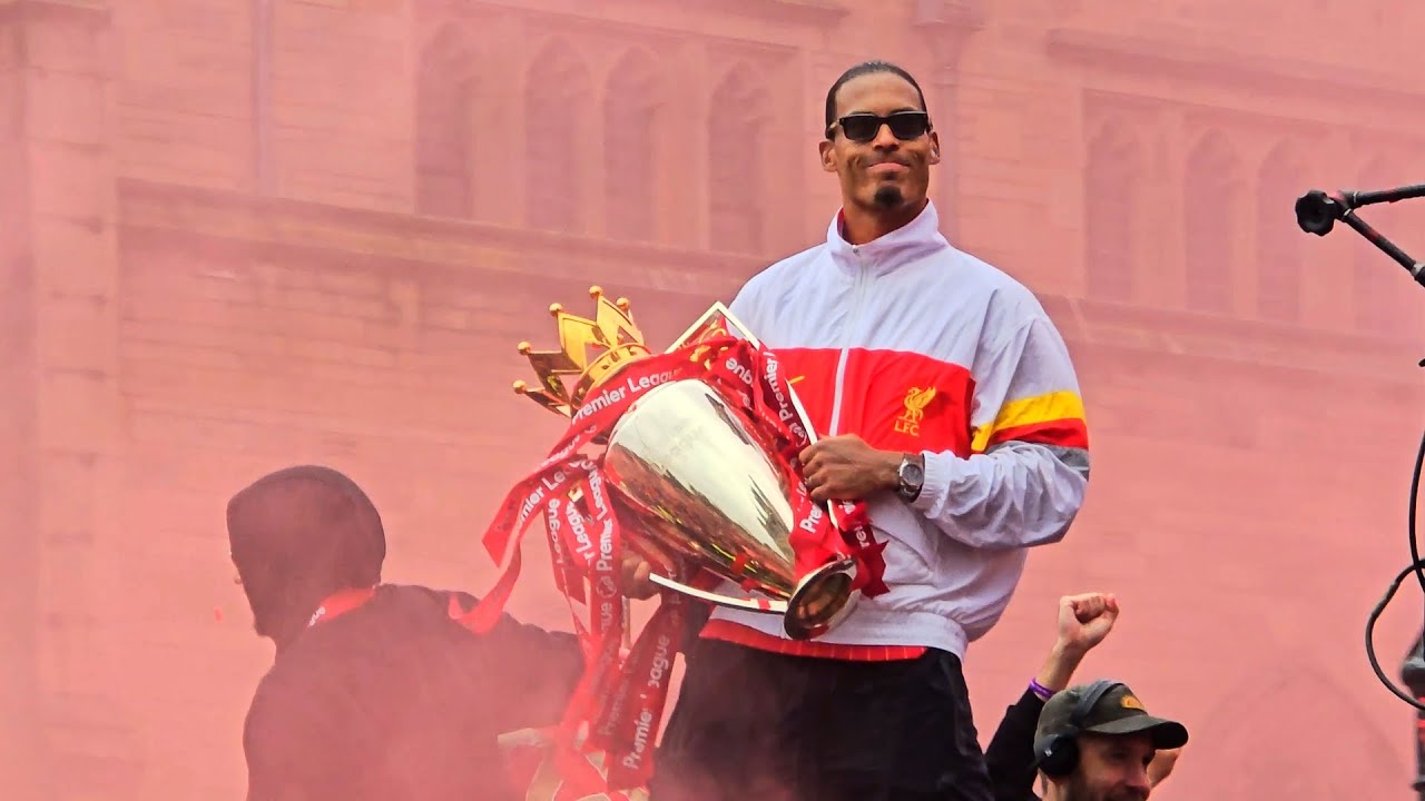 Liverpool FC Trophy Parade 2025 - The Strand - Various Camera Angles -