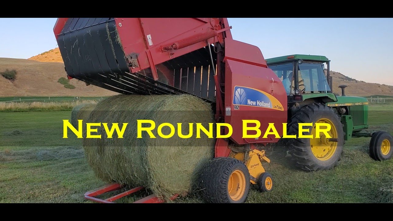 New Holland 7090 Round Baler