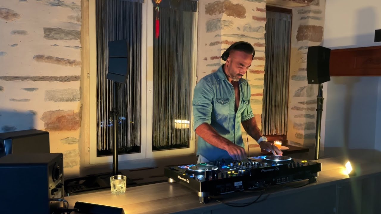 Afro House DJ Set / Nandovalves Mix at home studio